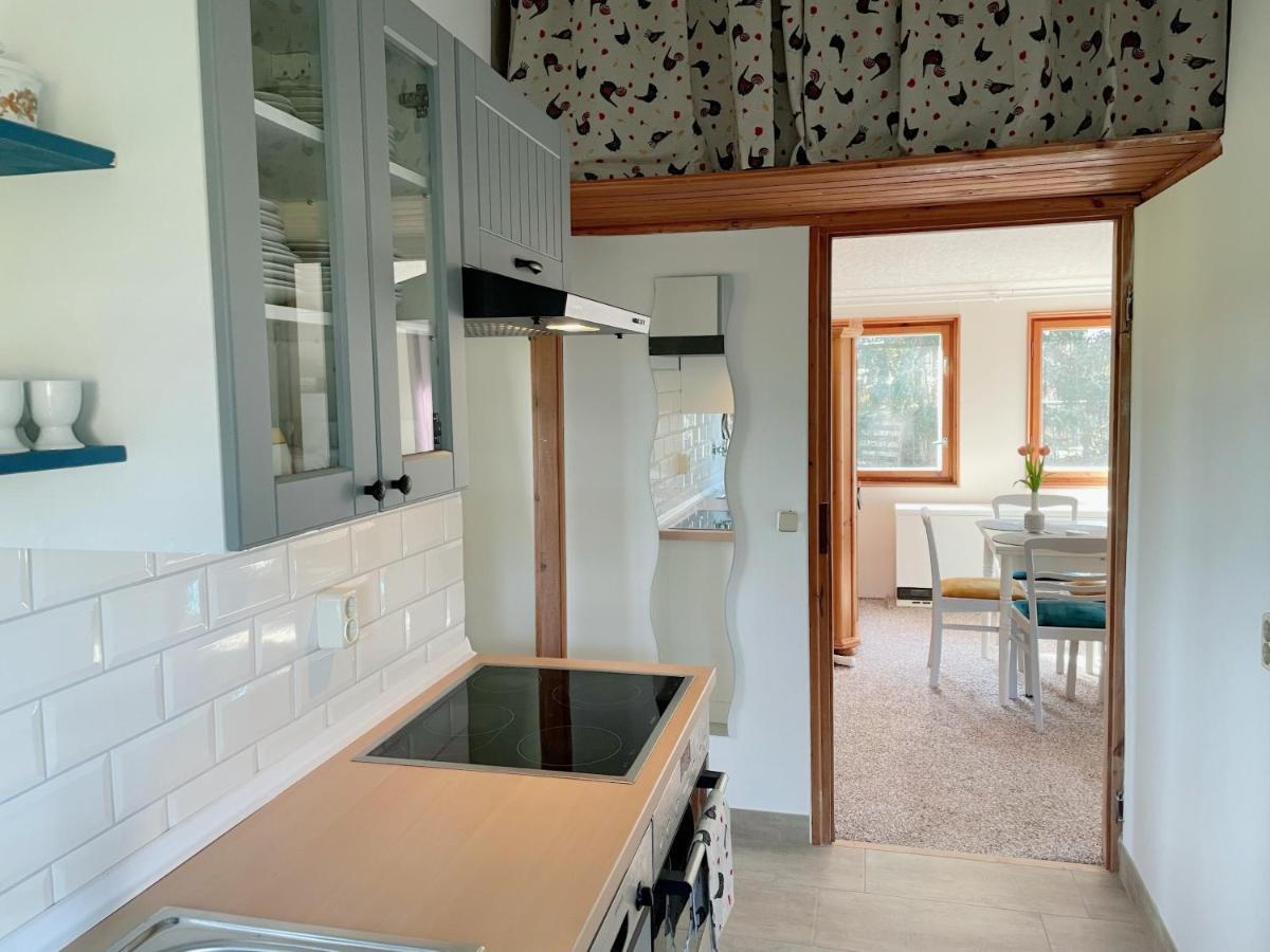Landhaus Mit Pool, Bungalow In Der Natur Hohenbollentin Exterior photo